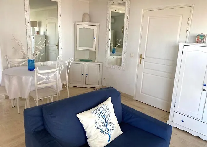 Sur La Plage, Le Royal Apartamento Saint-Laurent-du-Var
