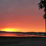 Sur La Plage, Le Royal Apartamento Saint-Laurent-du-Var