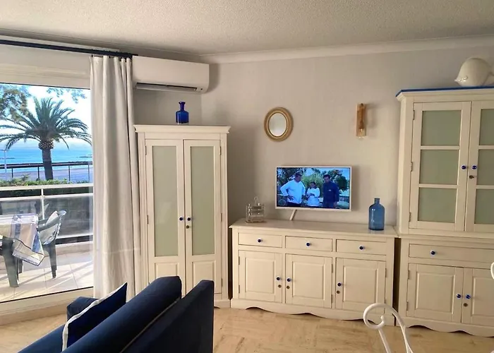 Sur La Plage, Le Royal Appartement